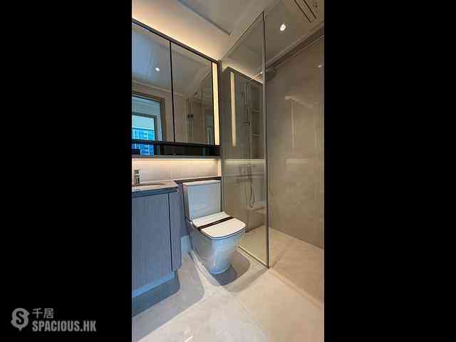 Wong Chuk Hang - The Southside Phase 1 Southland Tower 2A 08