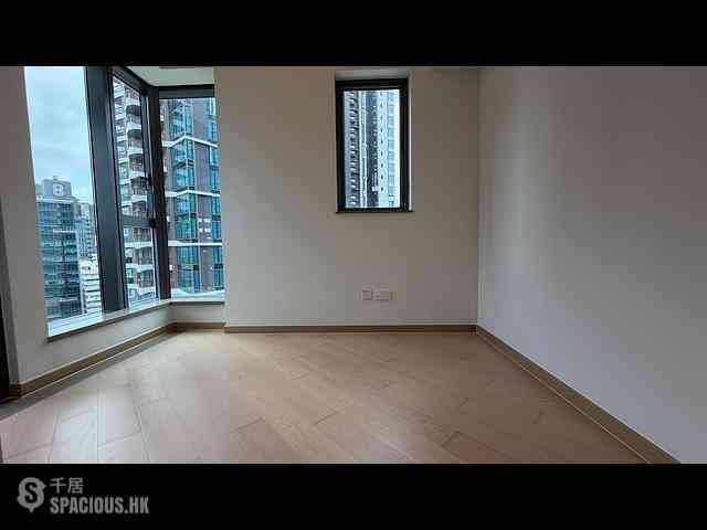 Wong Chuk Hang - The Southside Phase 1 Southland Tower 2A 12