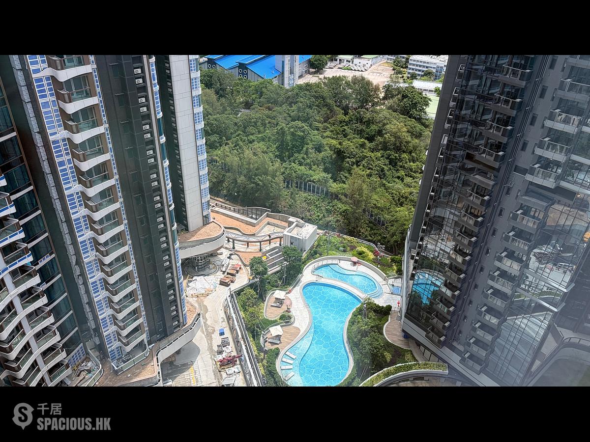 Wong Chuk Hang - The Southside Phase 1 Southland Tower 2A 01
