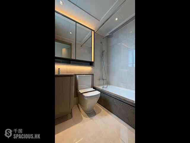 Wong Chuk Hang - The Southside Phase 1 Southland Tower 2A 16