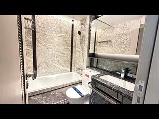 Wong Chuk Hang - The Southside Phase 3B Blue Coast Tower 2B 09