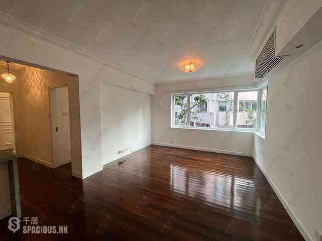 Mid Levels Central - Kam Fai Mansion 02