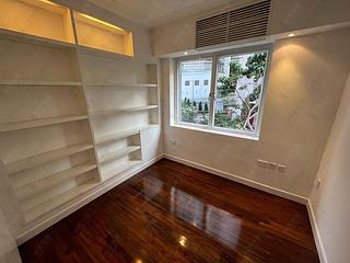 Mid Levels Central - Kam Fai Mansion 06