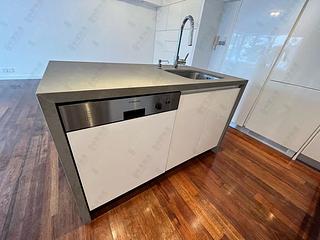 Mid Levels Central - Kam Fai Mansion 08