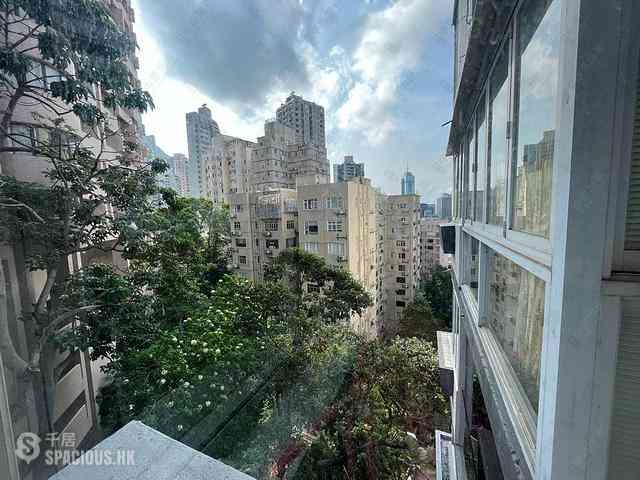 Mid Levels Central - Kam Fai Mansion 17