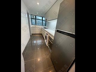 Mid Levels West - 80 Robinson Road 09