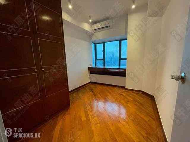 Mid Levels West - 80 Robinson Road 14