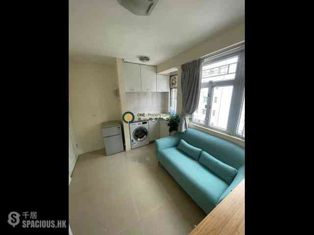 Sai Ying Pun - Fook Moon Building 05