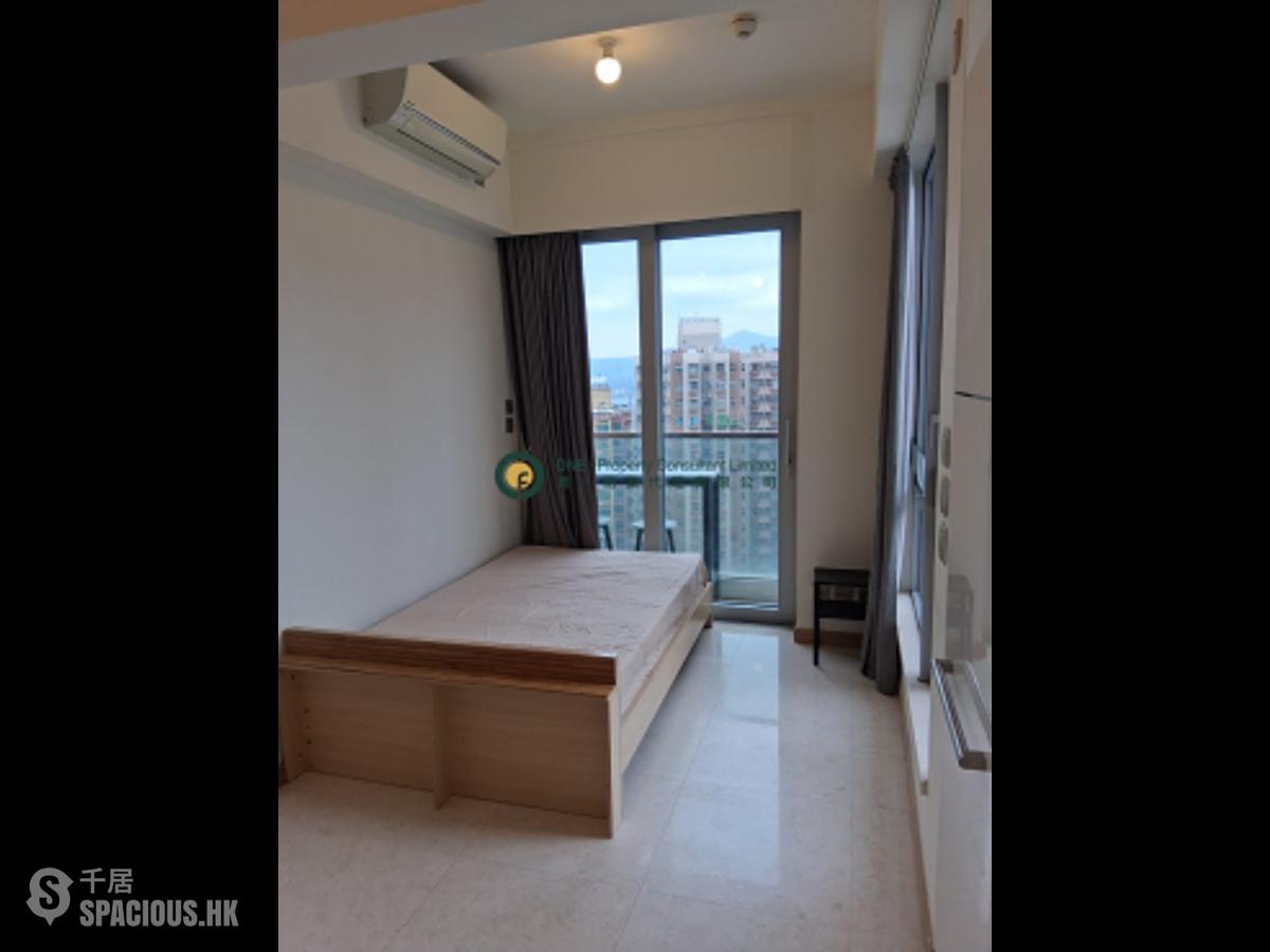Sai Ying Pun - 63, Pokfulam 01
