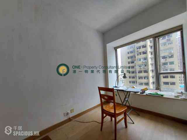 Sai Ying Pun - Island Crest 06