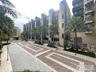 Tseung Kwan O - Alto Residences Block 2 02