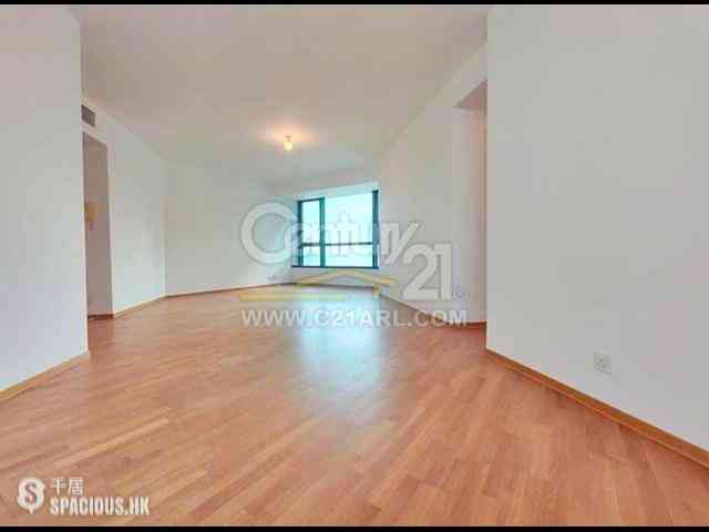Mid Levels West - 80 Robinson Road 12