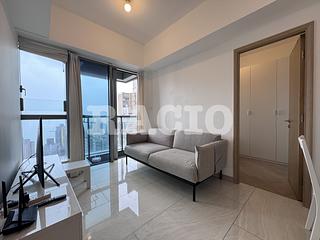 Sai Ying Pun - King's Hill 04