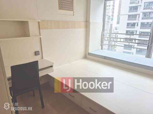 Sai Ying Pun - Island Crest 04