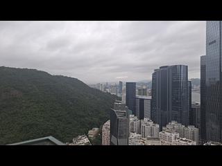 Quarry Bay - The Orchards Block 1 02