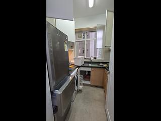 Quarry Bay - The Orchards Block 1 05