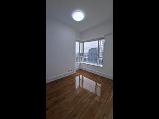 Quarry Bay - The Orchards Block 1 08