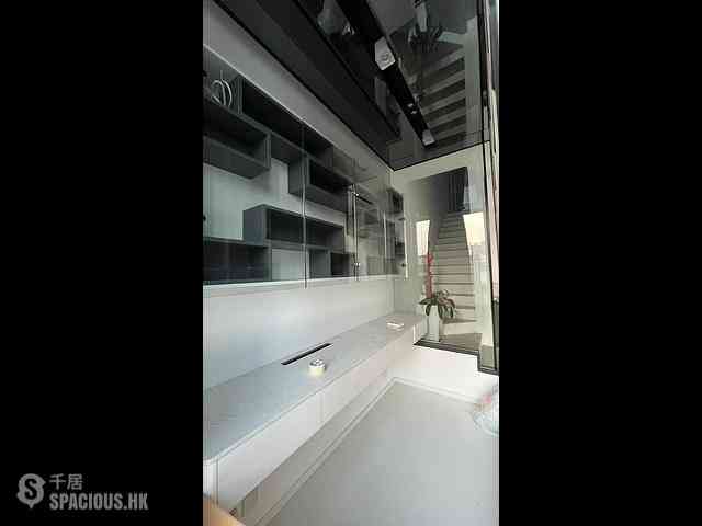 Gold Coast / So Kwun Wat - The Carmel 02