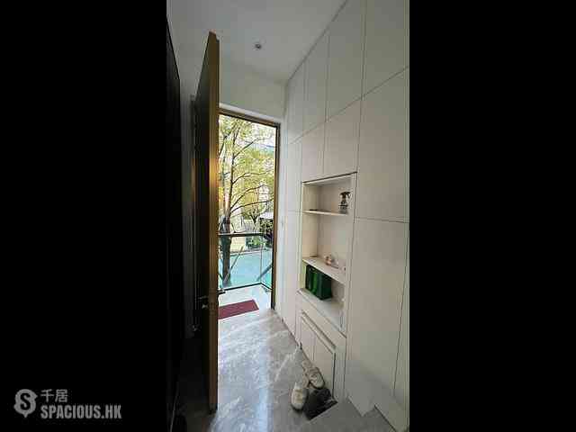 Gold Coast / So Kwun Wat - The Carmel 03