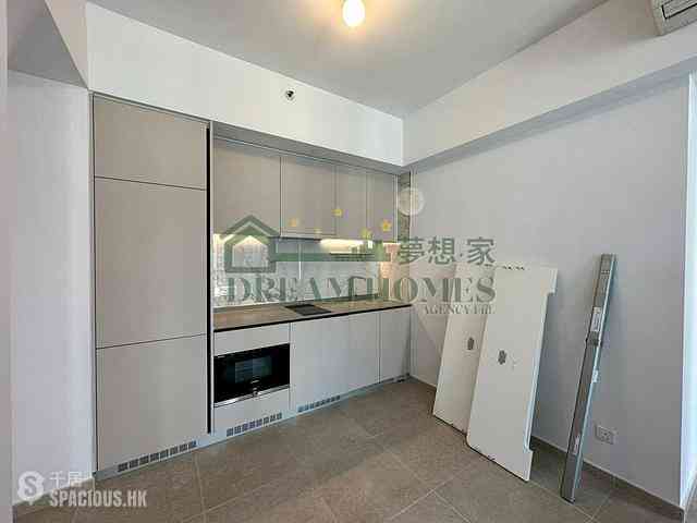 Sai Ying Pun - No.8 Hing Hon Road (Resiglow-Bonham) 03