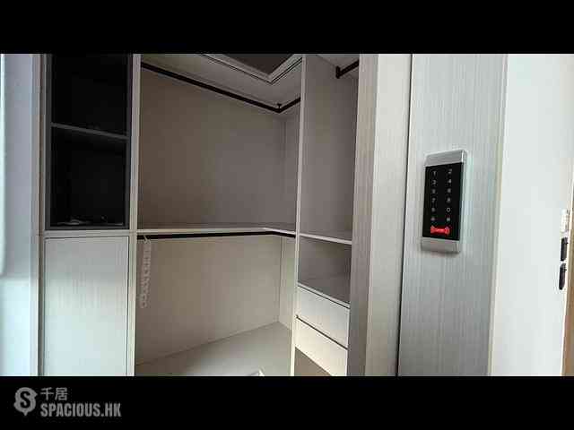 Gold Coast / So Kwun Wat - The Carmel 09