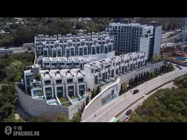 Gold Coast / So Kwun Wat - The Carmel 12