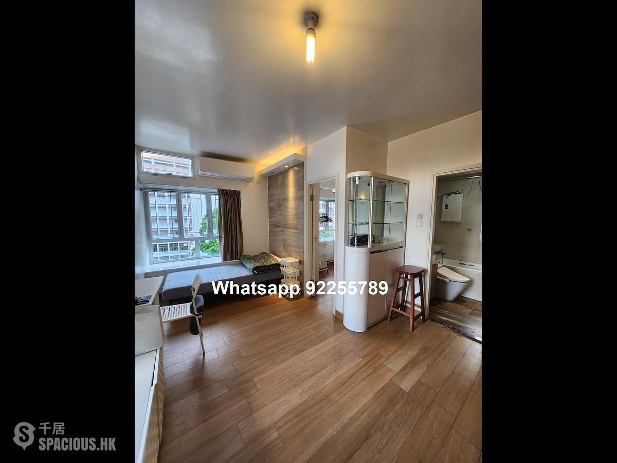 Shek Tong Tsui - Fortune Villa 01