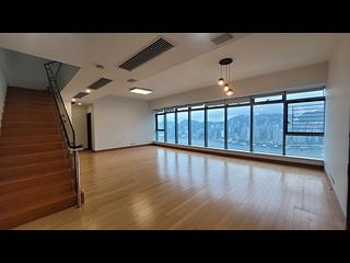 West Kowloon - The Harbourside Block 3 03