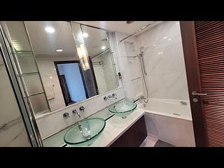West Kowloon - The Harbourside Block 3 06