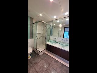 West Kowloon - The Harbourside Block 3 07