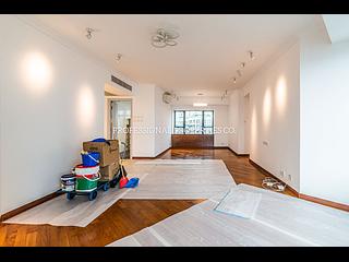Mid Levels West - 80 Robinson Road 02