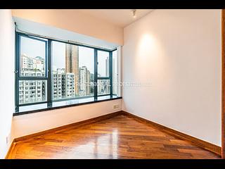 Mid Levels West - 80 Robinson Road 04