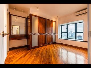 Mid Levels West - 80 Robinson Road 08