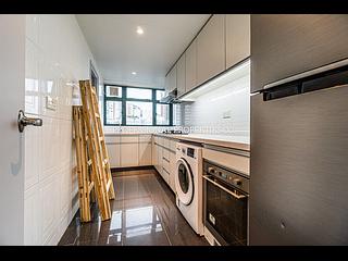 Mid Levels West - 80 Robinson Road 13