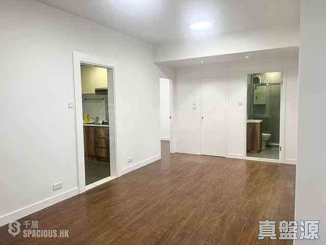 Braemar Hill - Coral Court 01