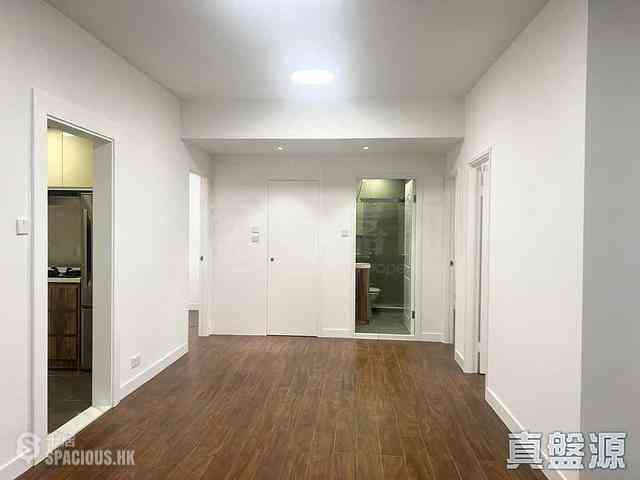 Braemar Hill - Coral Court 02