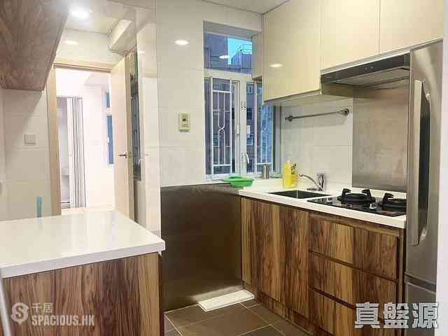 Braemar Hill - Coral Court 04
