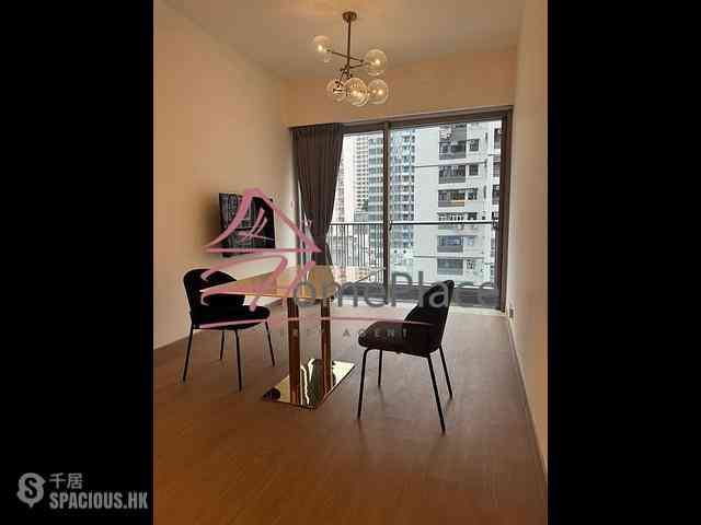 Sai Ying Pun - Island Crest 01