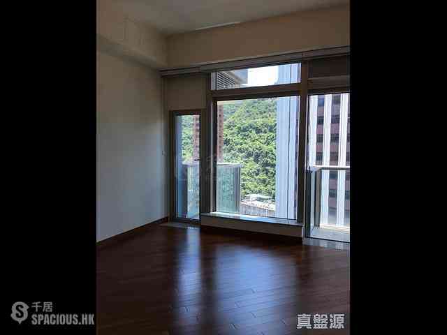 Wan Chai - The Avenue Phase 2 Block 2 02
