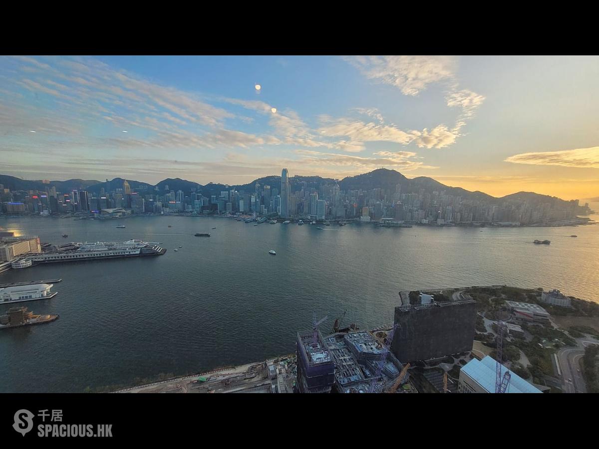 West Kowloon - The Harbourside 01