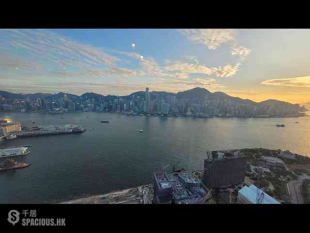 West Kowloon - The Harbourside 01