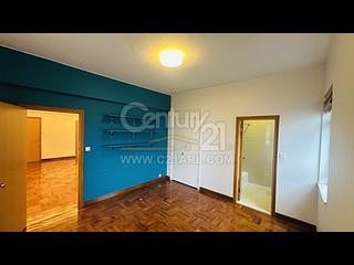The Peak - Vivian Court 15
