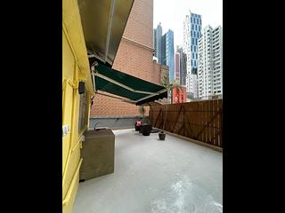 Wan Chai - Pao Woo Mansion 06