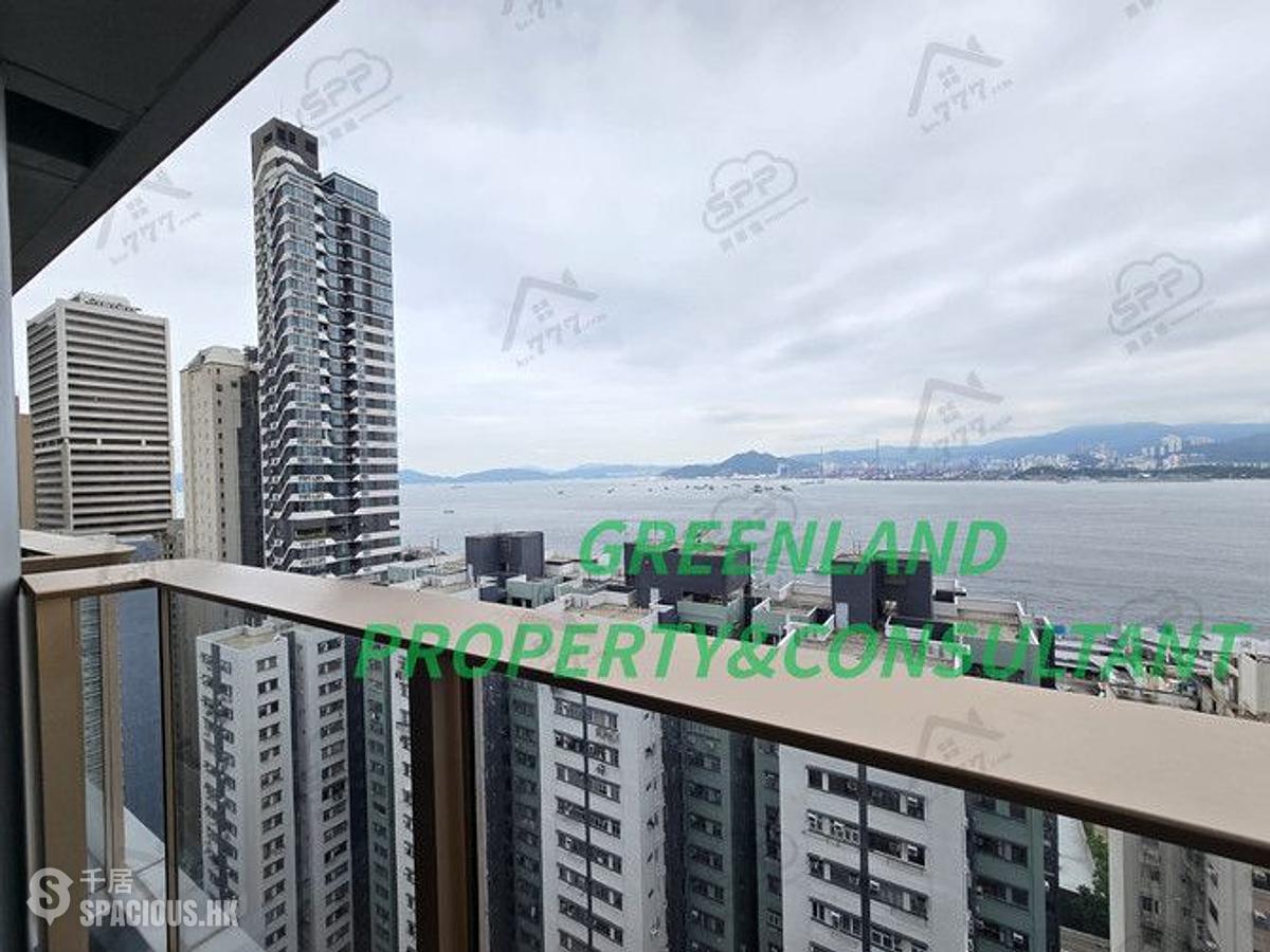 Sai Ying Pun - Des Voeux W Residence 01