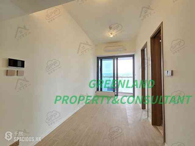 Sai Ying Pun - Des Voeux W Residence 05