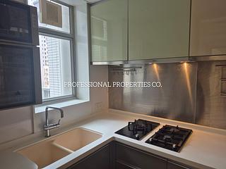 Sai Ying Pun - Island Crest 04