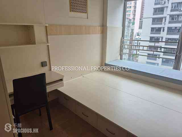 Sai Ying Pun - Island Crest 05