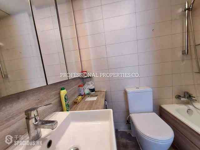 Sai Ying Pun - Island Crest 06