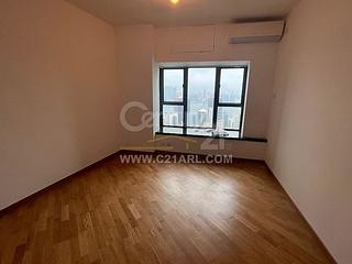 Mid Levels West - 80 Robinson Road 06