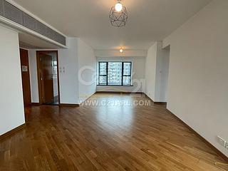 Mid Levels West - 80 Robinson Road 12